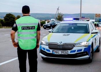 Полиция предупреждает водителей об усилении патрулирования на дорогах