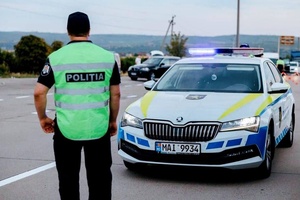 Полиция предупреждает водителей об усилении патрулирования на дорогах